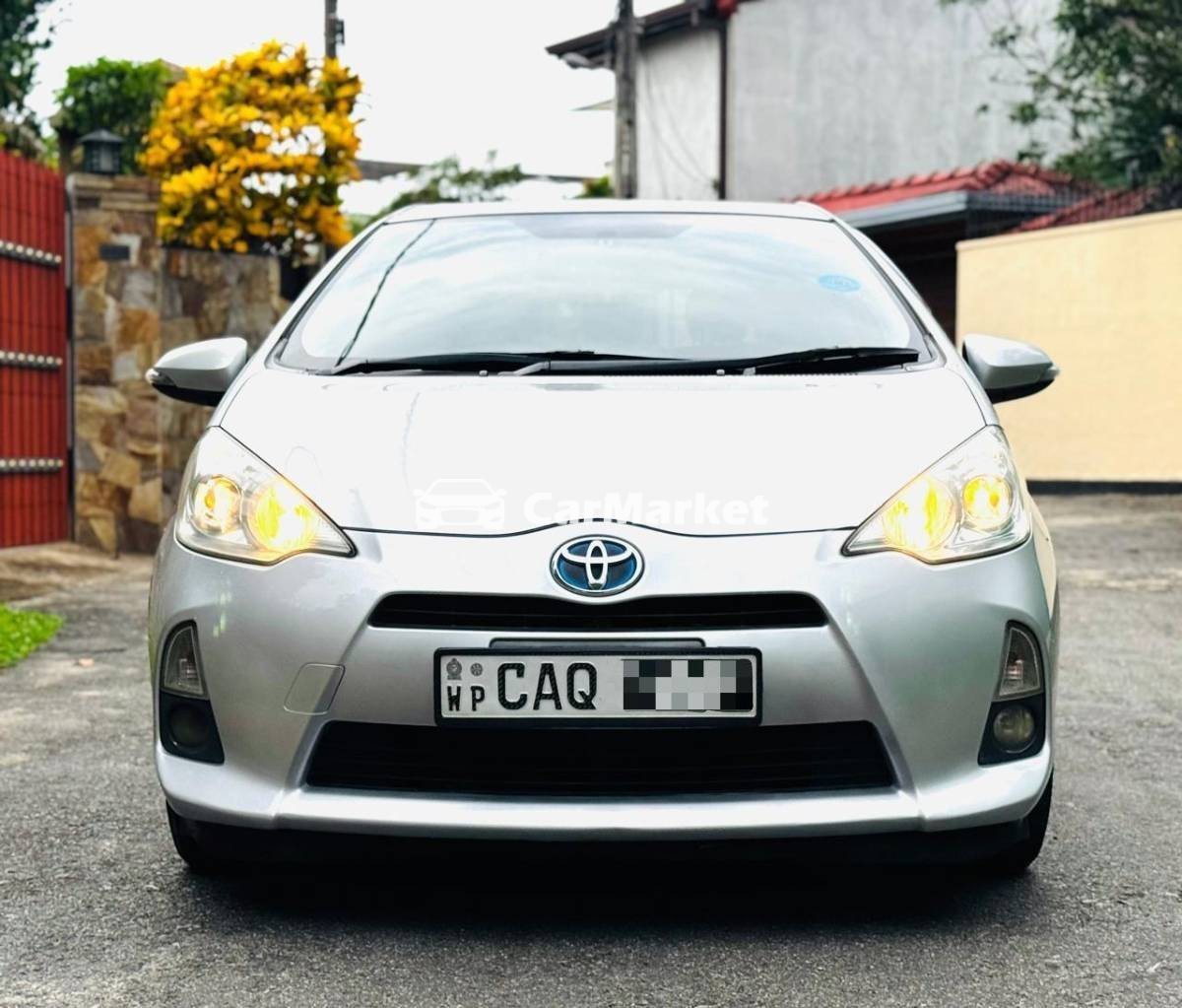 Image Toyota Aqua S GRADE 2014